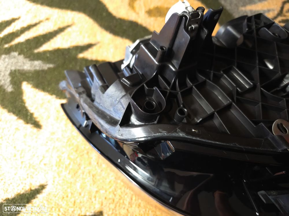 Farol esquerdo full Led Laser G32 LCI - 5A38905 - 10