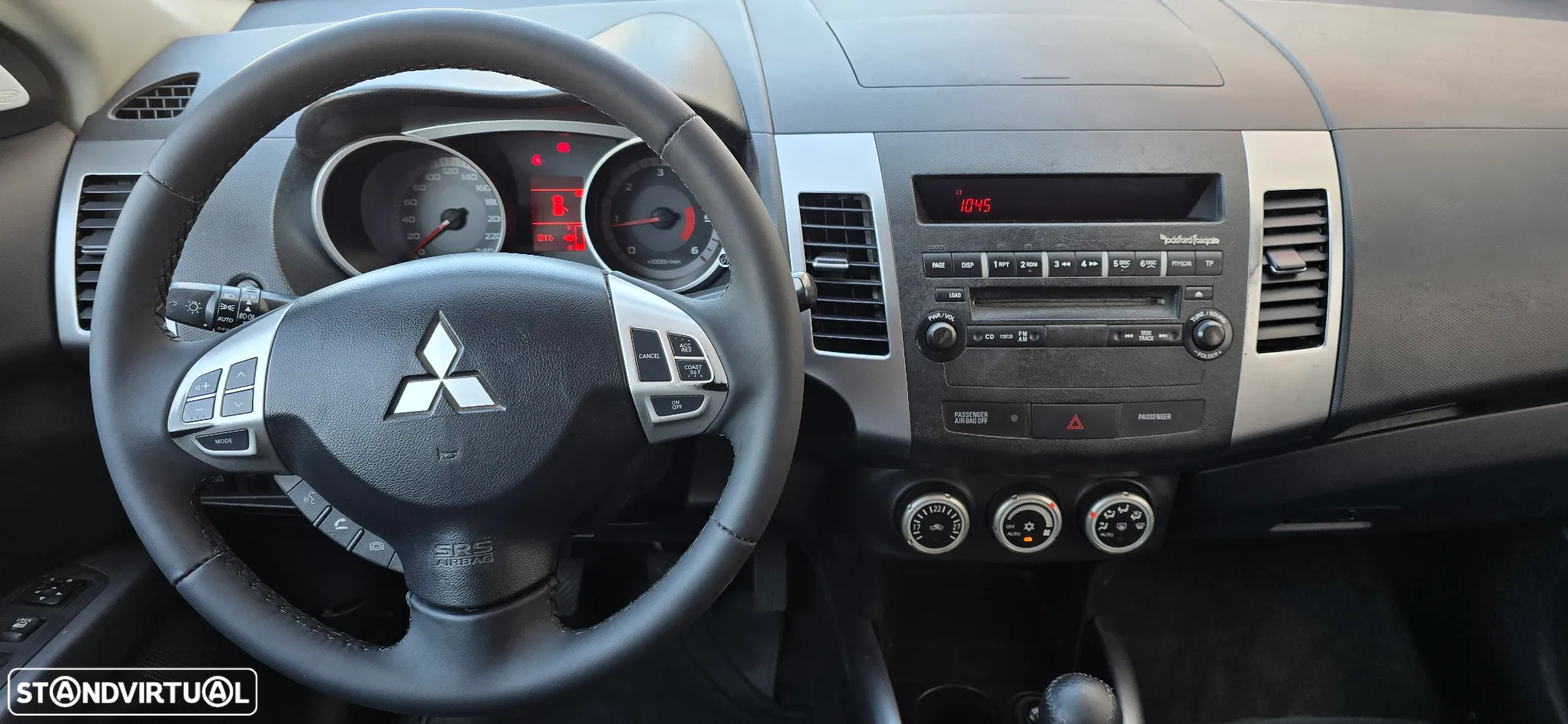 Mitsubishi Outlander 2.0 DI-D Intense+ 4WD - 33