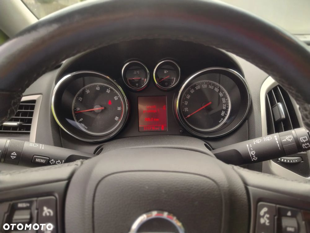 Opel Astra 1.4 Turbo - 6