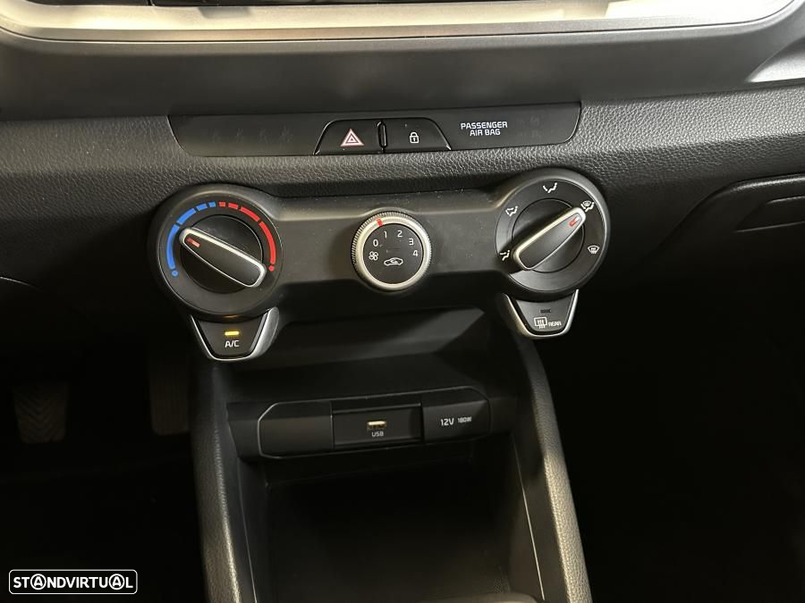 Kia Stonic 1.2 Dynamic - 29