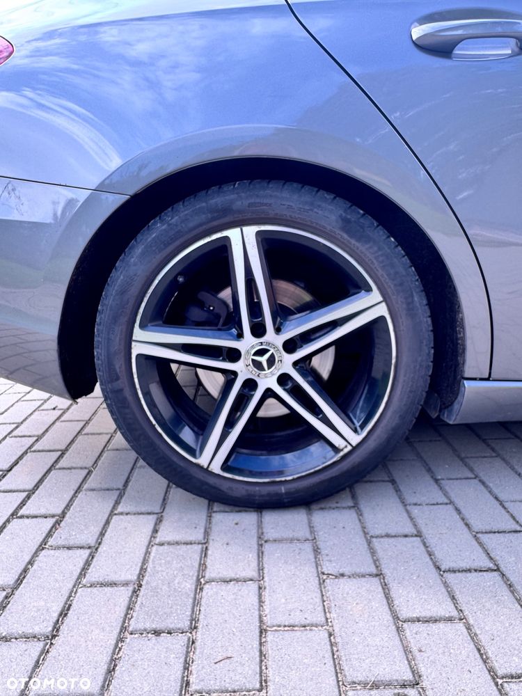 Mercedes-Benz Klasa A 200 4-Matic Progressive 8G-DCT - 16