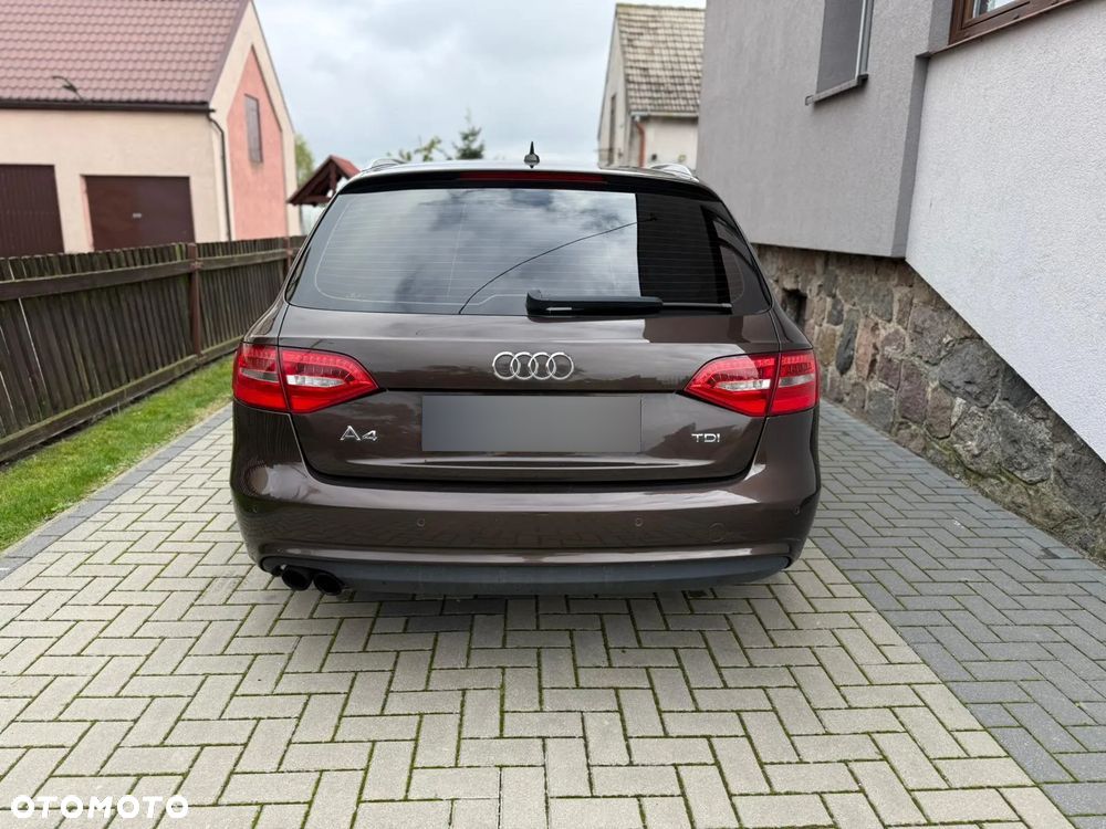Audi A4 - 8