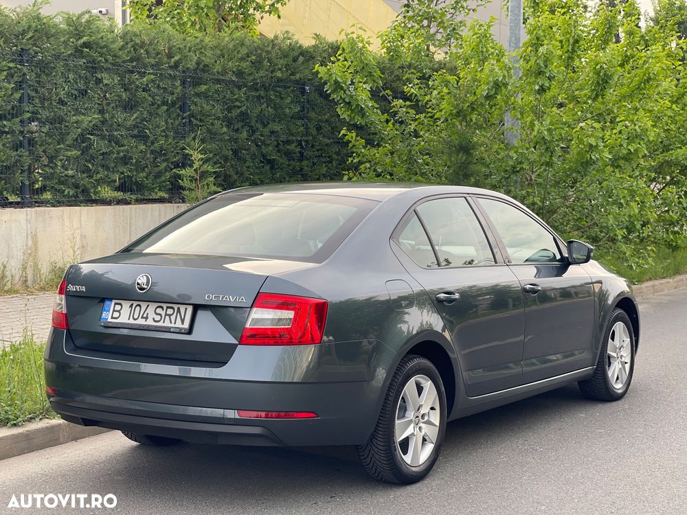 Skoda Octavia - 4
