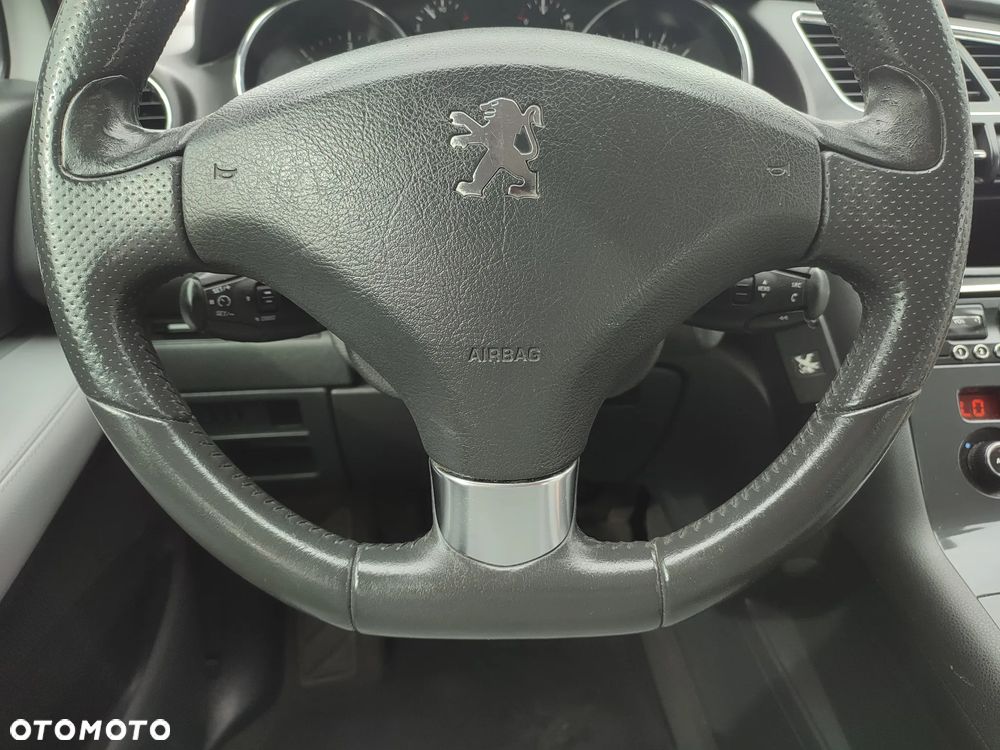 Peugeot 3008 HDi FAP 150 Roland Garros - 28