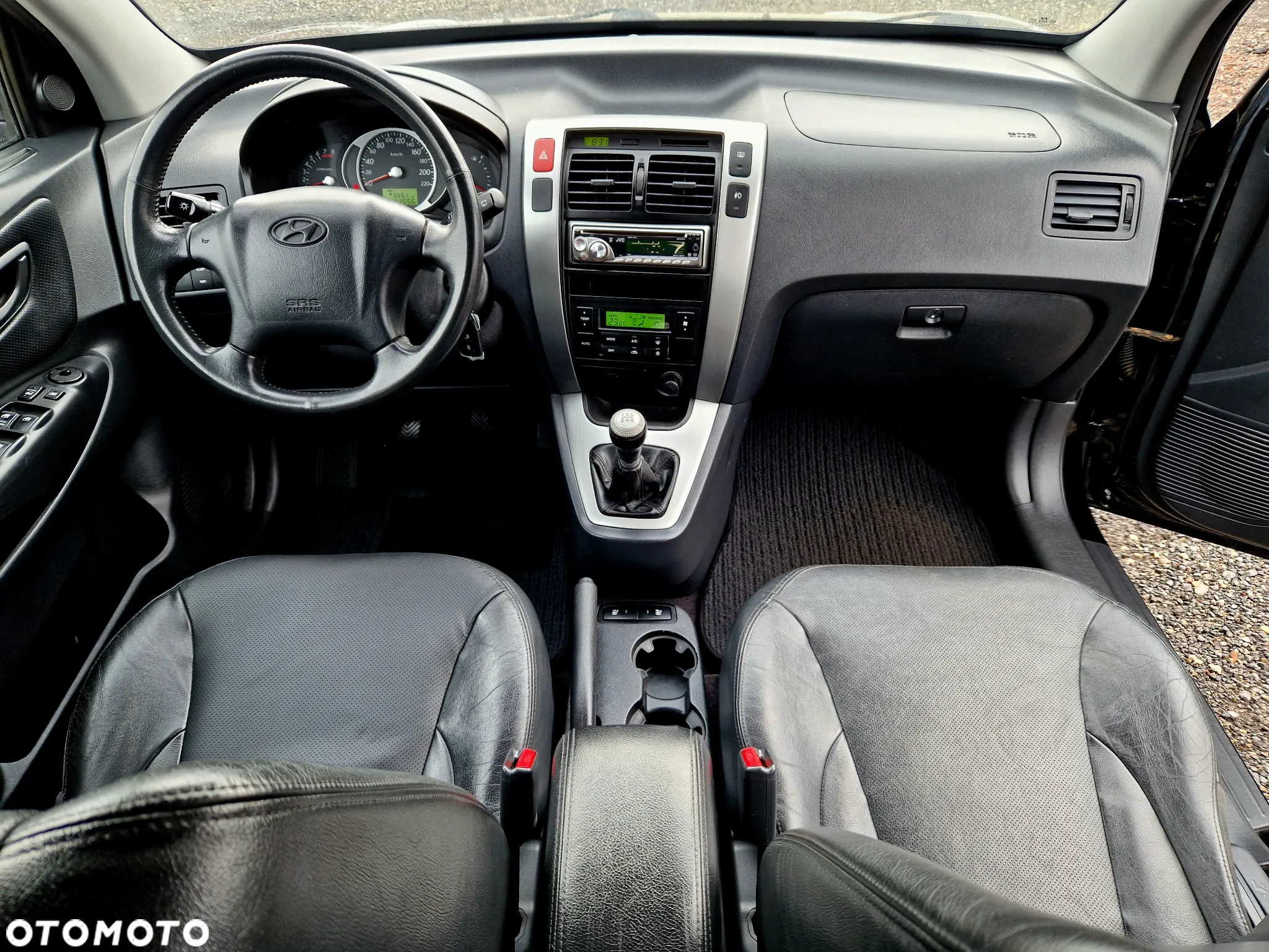 Hyundai Tucson - 16