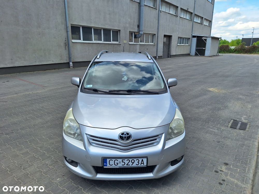 Toyota Verso 2.0 D-4D Sol 7os - 2