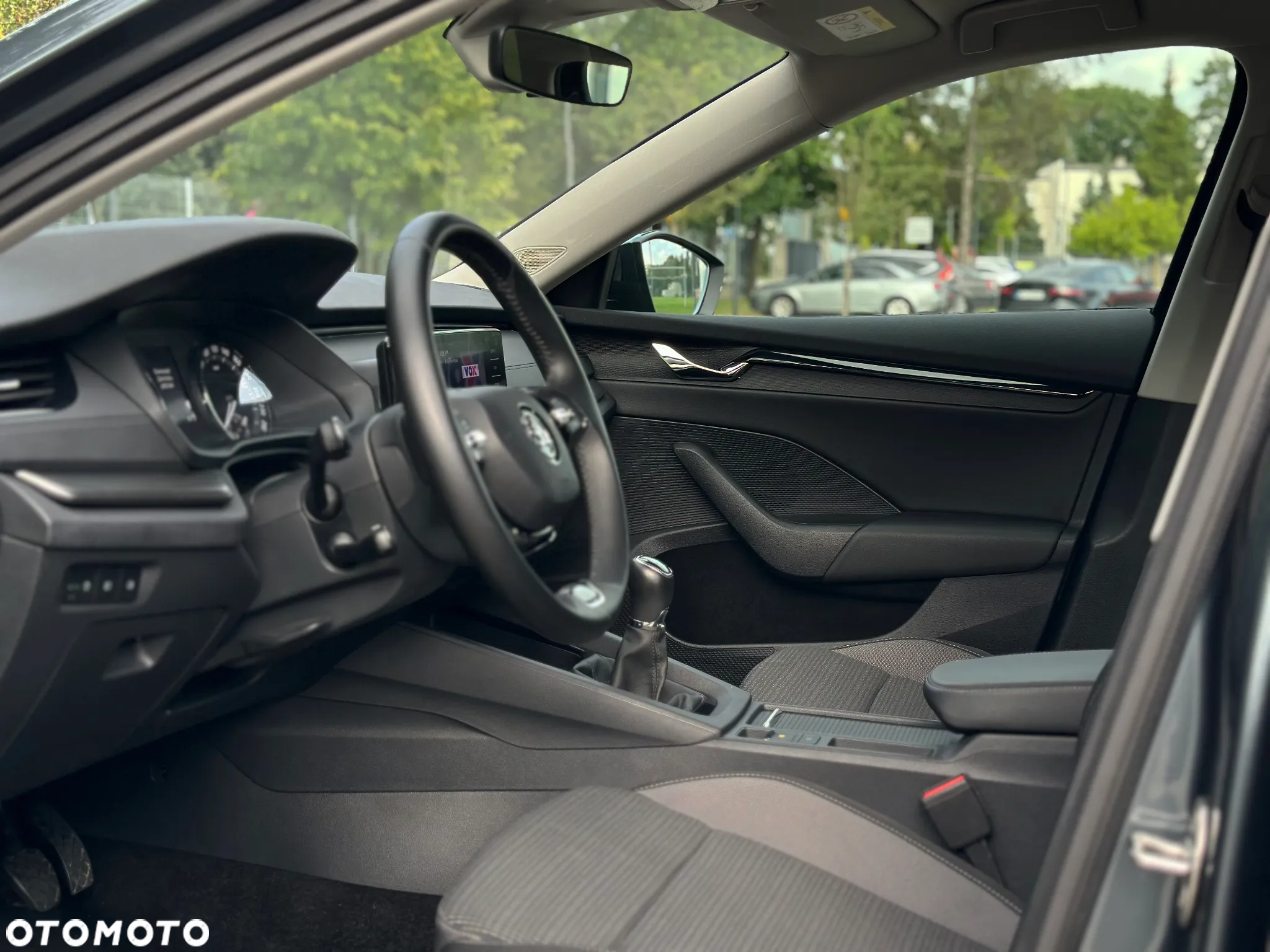 Skoda Octavia 1.5 TSI Business - 9