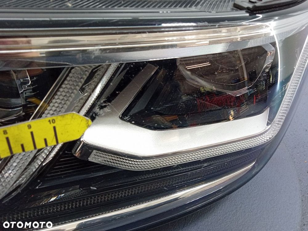 TIGUAN II LIFT REFLEKTOR LEWY IQ LIGHT 5NB941081G - 9