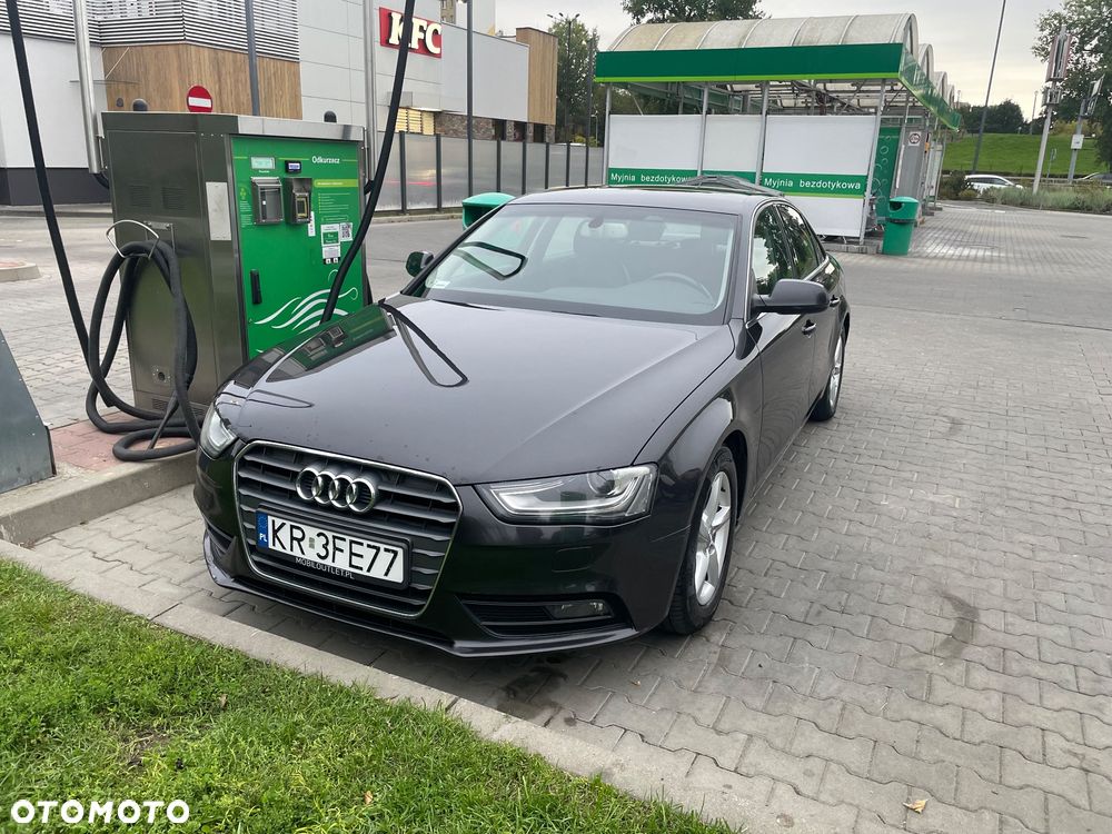 Audi A4 - 1