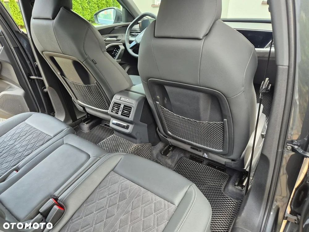 Audi Q5 Sportback - 11