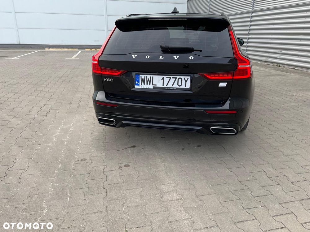 Volvo V60 T8 AWD Recharge Geartronic RDesign - 13