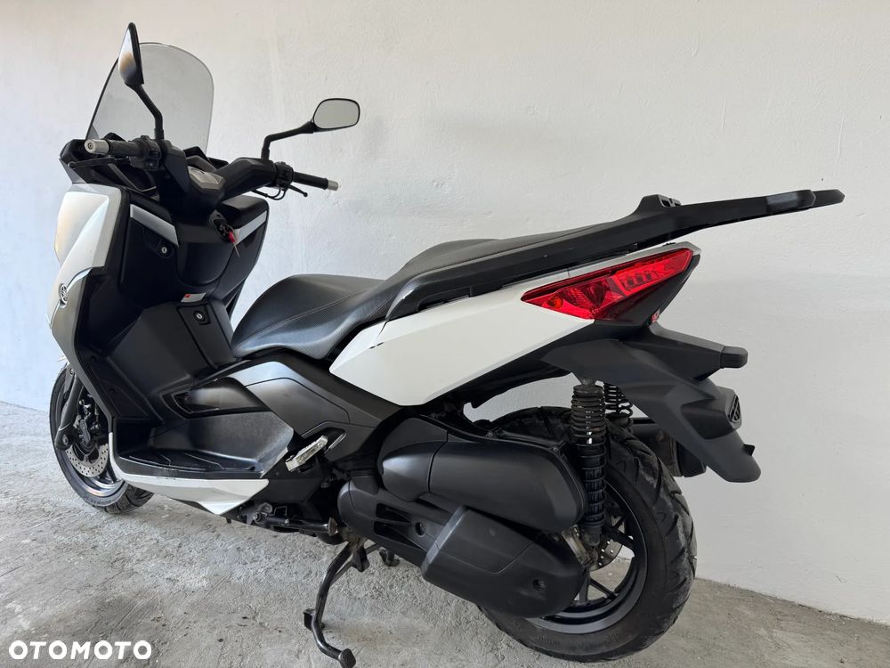 Yamaha X-max - 7