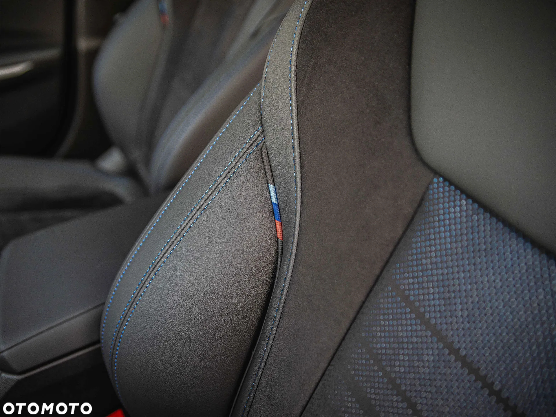 BMW Seria 3 330e xDrive M Sport sport - 25