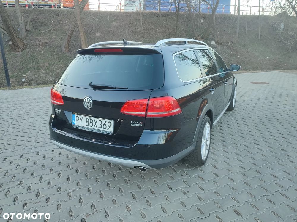 Volkswagen Passat Alltrack 2.0 TDI 4Motion DSG BlueMotion Tec - 10