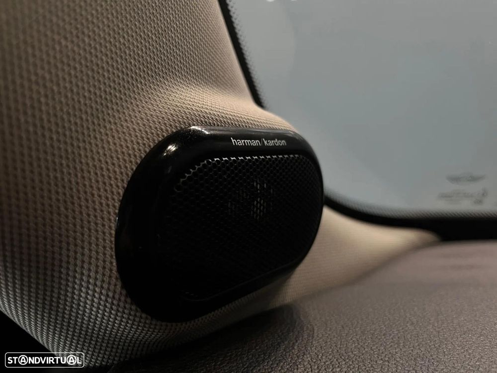 MINI 3 Portas One D - 33
