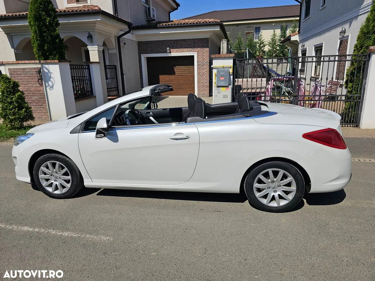 Peugeot 308 CC 1.6 E Premium - 12
