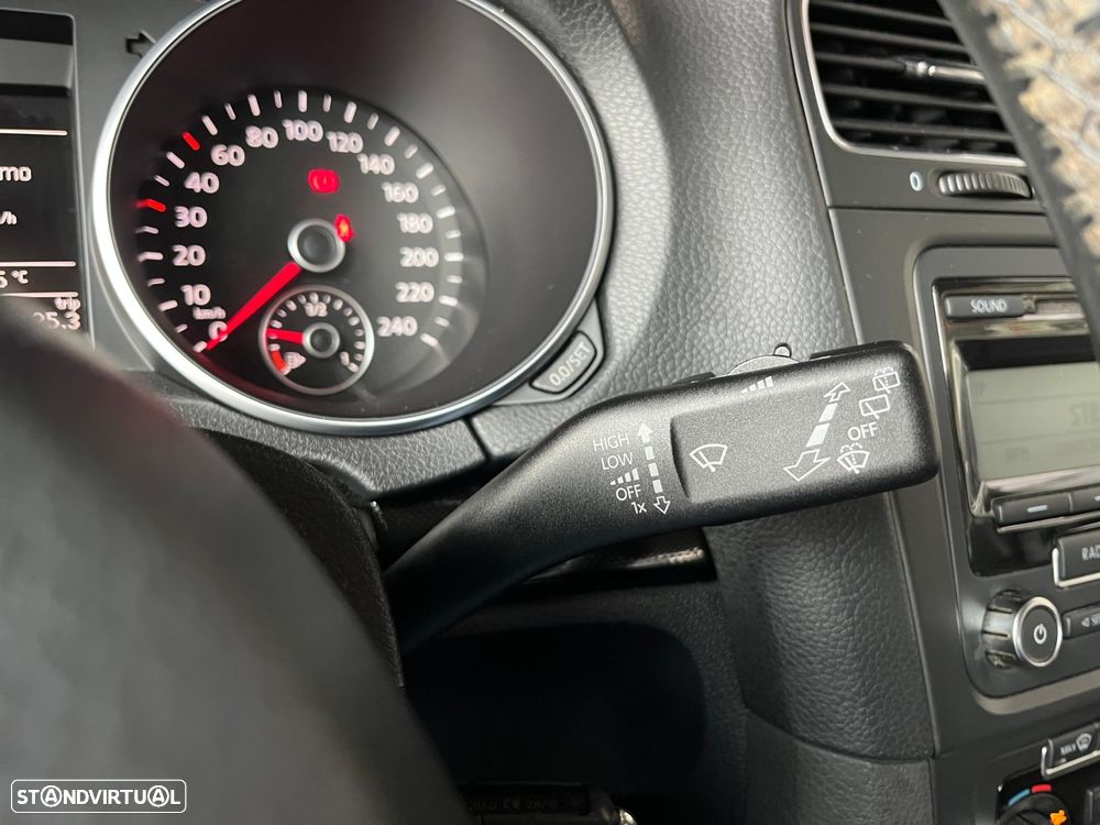 VW Golf 1.6 TDi Edition - 22