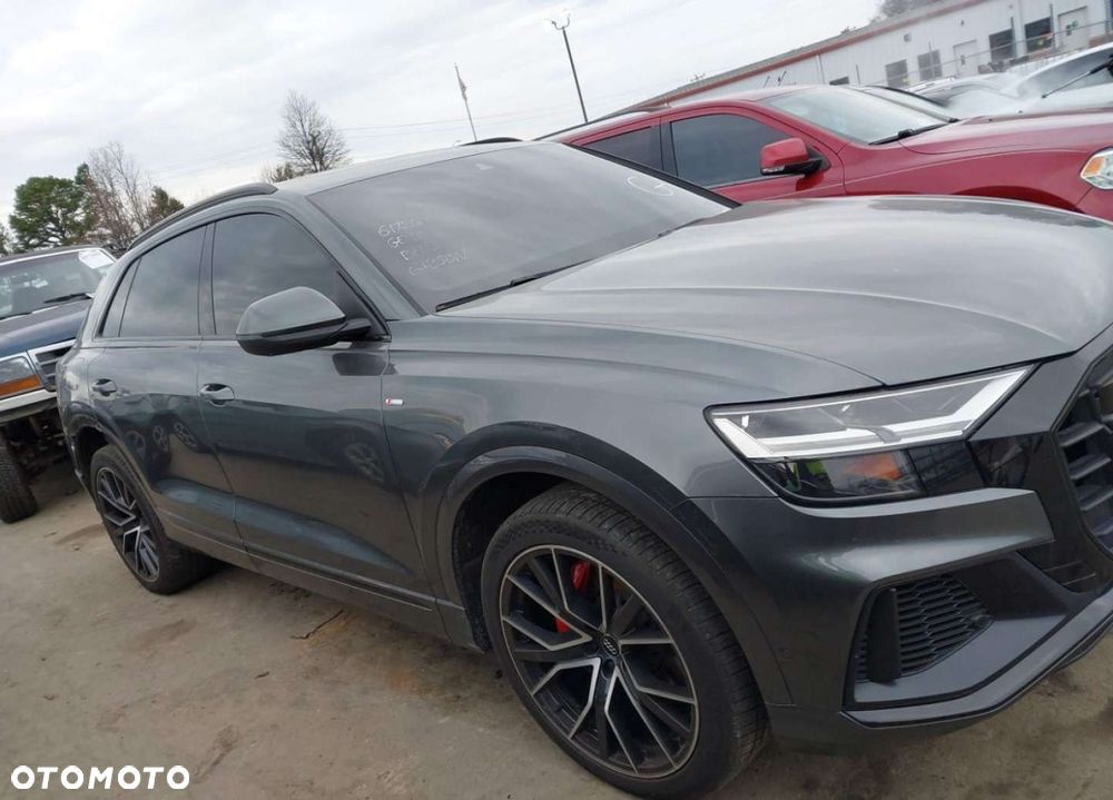 Audi Q8 - 4