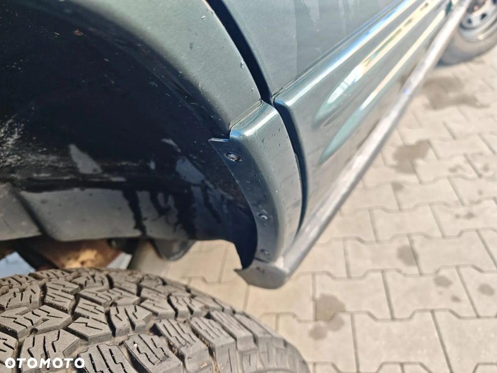 Jeep Grand Cherokee - 12