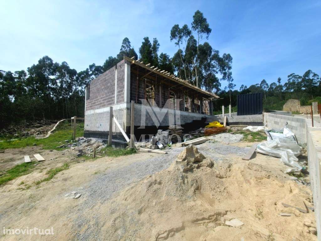 Moradia térrea T3, situada em Estorãos (Ponte de Lima) - Grande imagem: 4/19