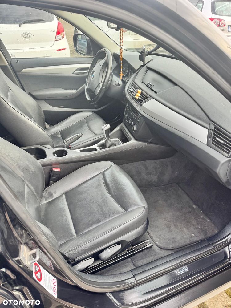 BMW X1 xDrive18d - 8