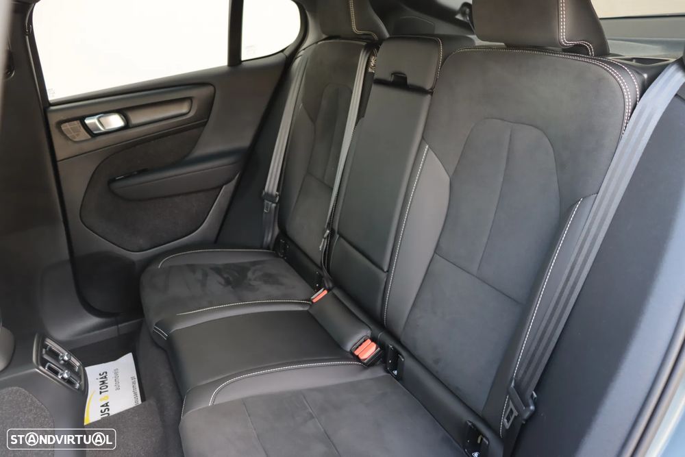 Volvo C40 Recharge Twin First Edition - 16