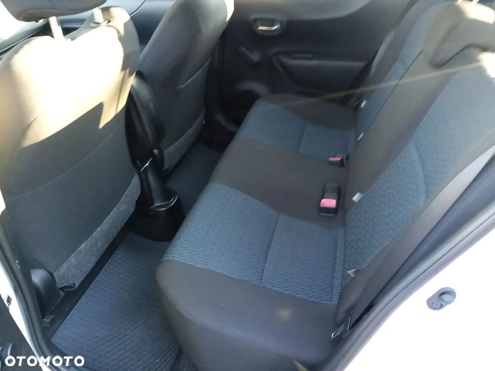 Toyota Yaris - 8