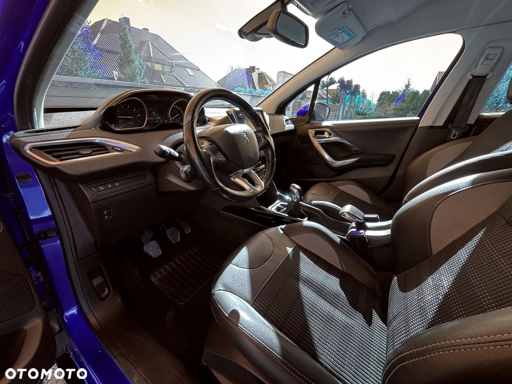 Peugeot 2008 PureTech 110 Stop&Start Allure - 23