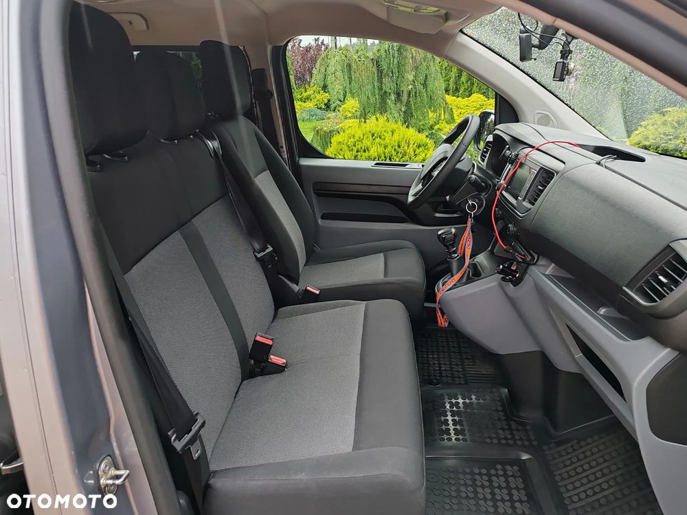 Peugeot Traveller L2 1.5 BlueHDi Business - 26