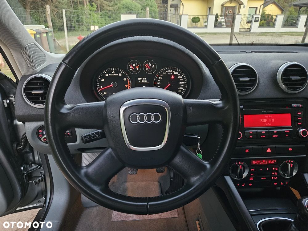 Audi A3 Sportback 1.6 Limited Edition - 8