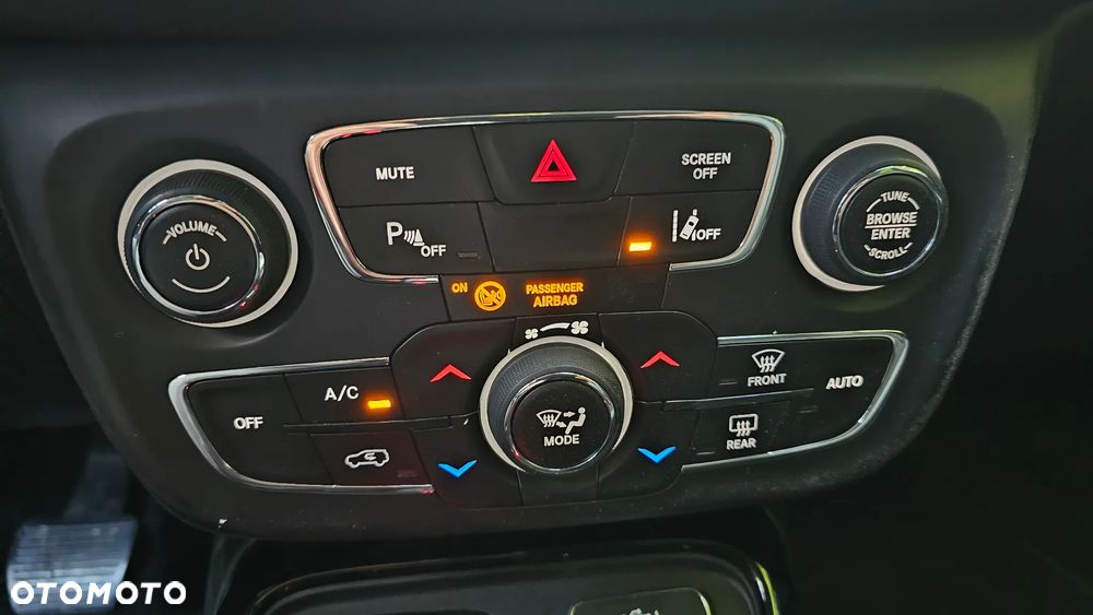 Jeep Compass 2.0 MJD Limited 4WD S&S - 31