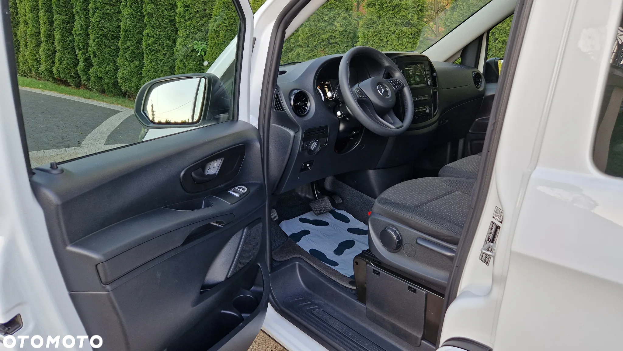 Mercedes-Benz Vito - 10
