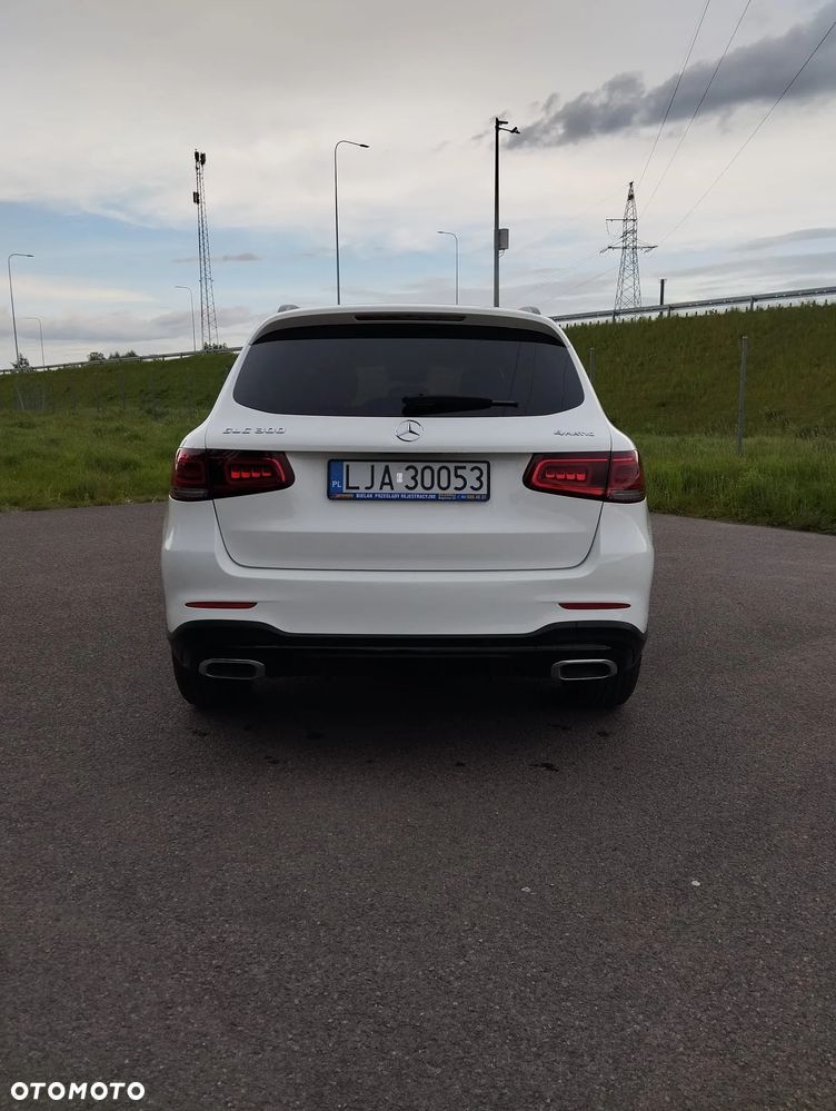 Mercedes-Benz GLC - 18
