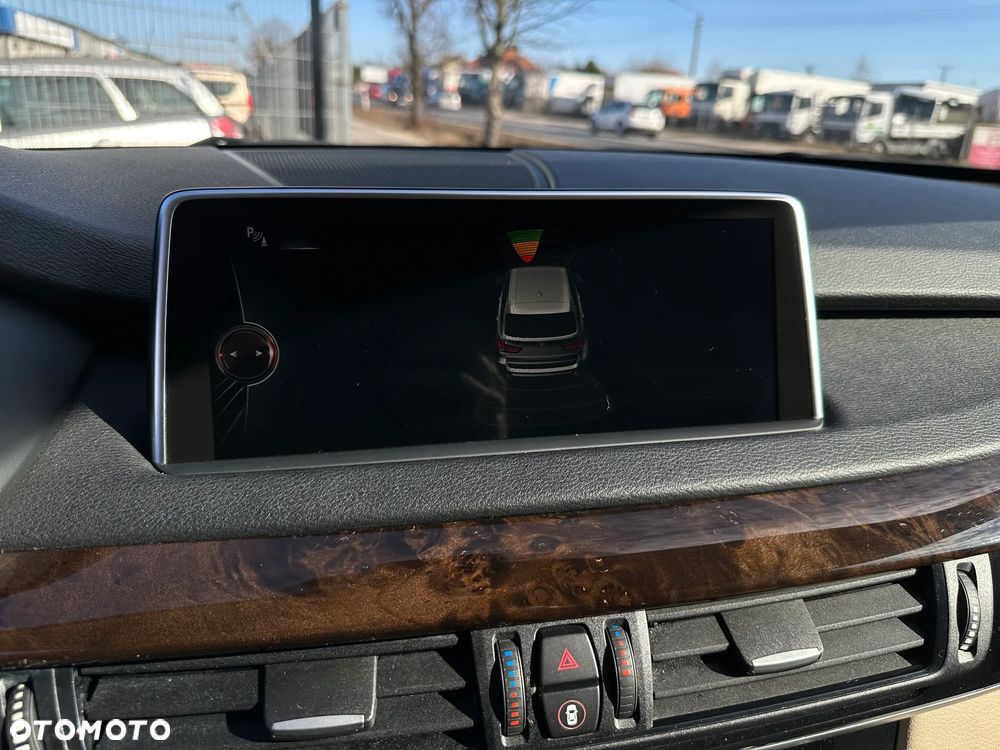 BMW X5 xDrive30d Sport-Aut - 34