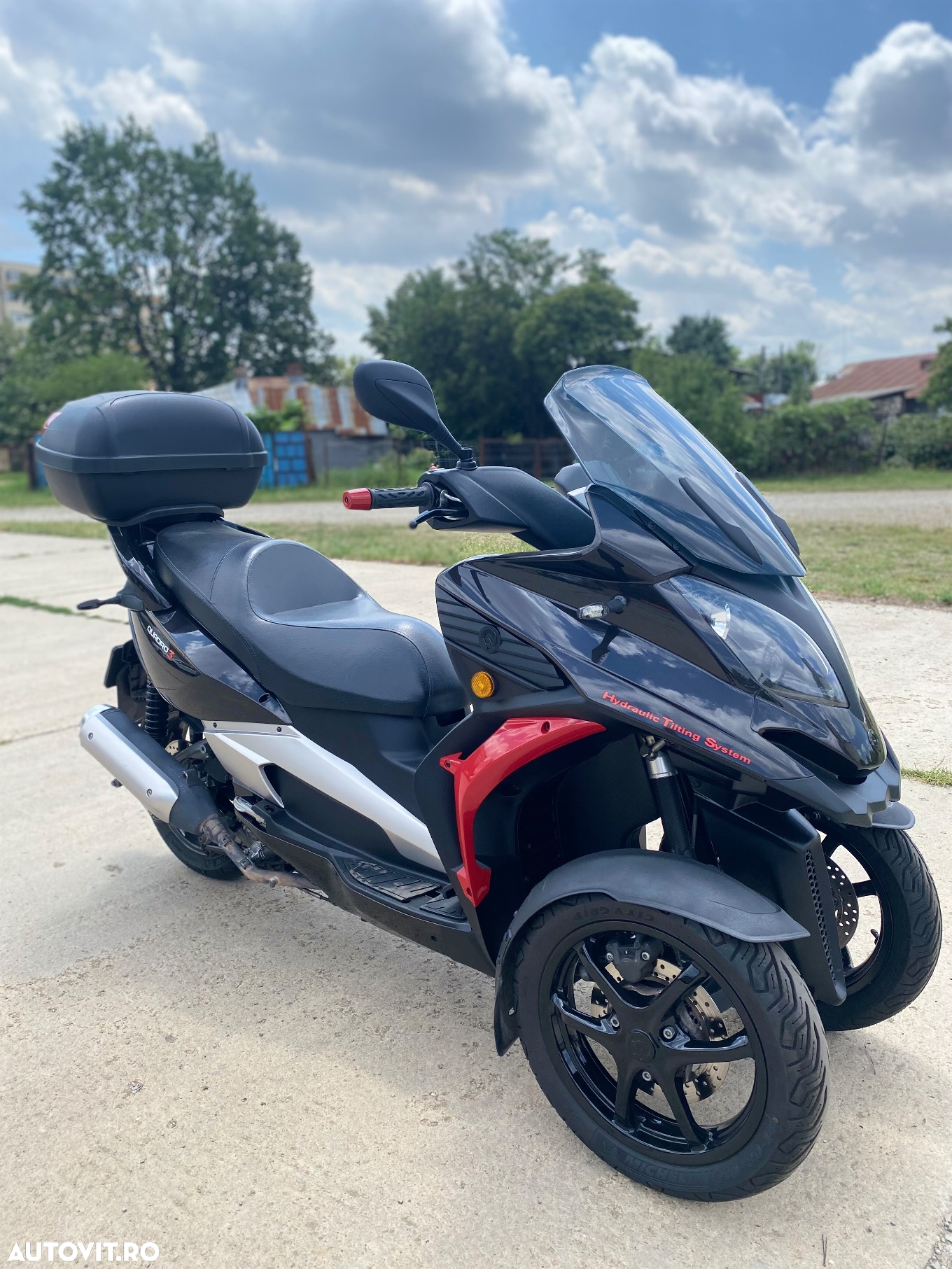 Piaggio MP3 350 Sport - 6