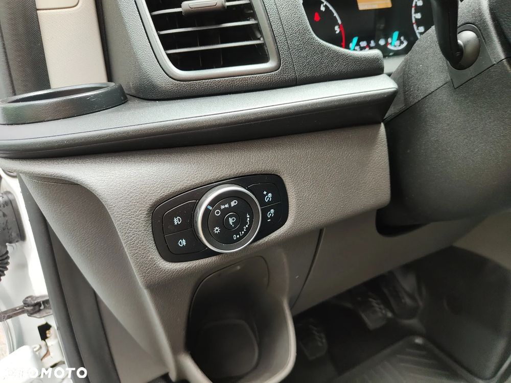Ford Transit Custom Lift L2H1 2.0Tdci  2018r Klima Kamera Esp Euro 6 Pdc Przod Tyl Oryginalny  Led Tempomat Skórzana Kierownica Furgon Blaszak - 15