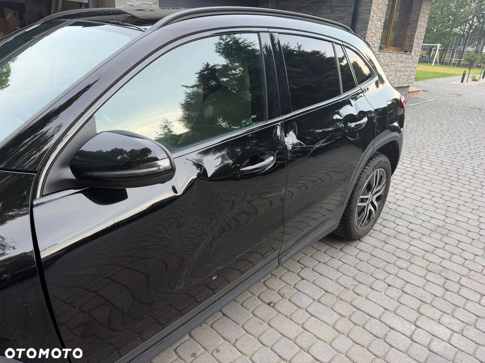 Mercedes-Benz GLA 200 d - 24