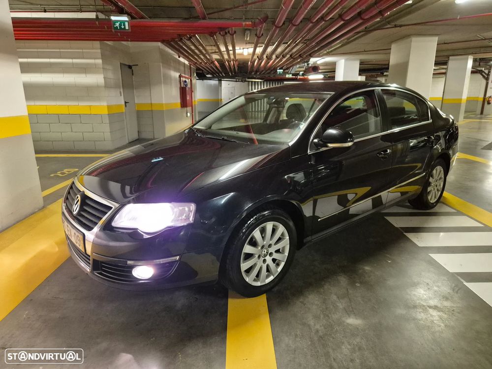 VW Passat 2.0 TDI Confortline - 1