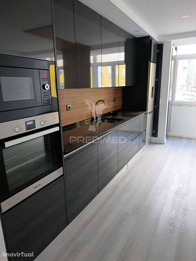 Arrenda se T3 Renovado Liceu/Setúbal - Grande imagem: 2/23