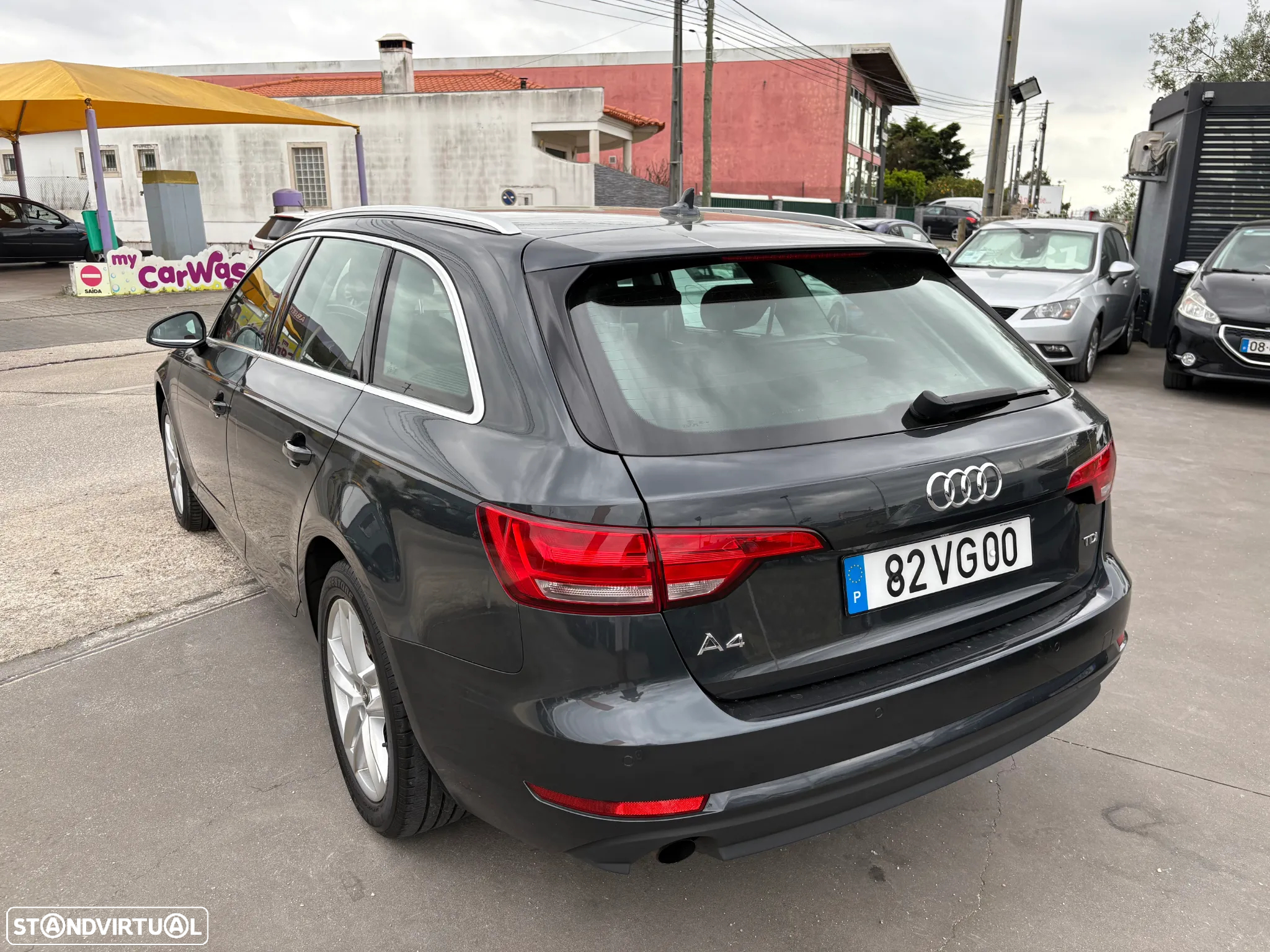 Audi A4 Avant 2.0 TDI S tronic - 4