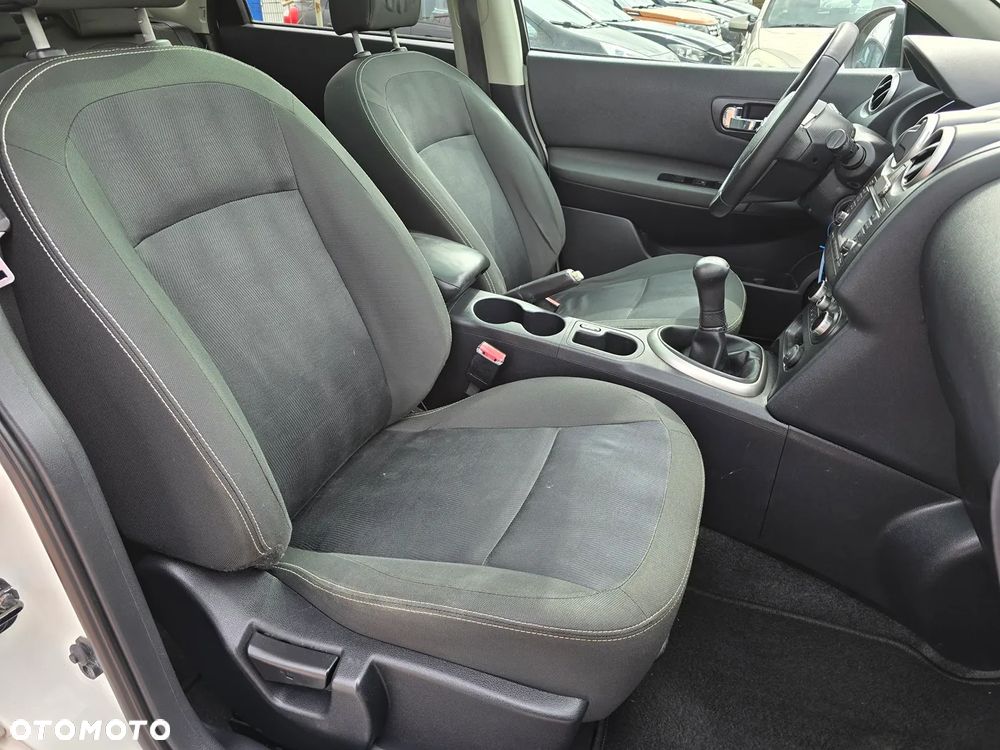 Nissan Qashqai 1.6 visia Start/Stop - 15