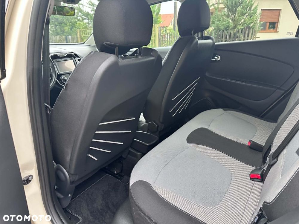 Renault Captur 1.2 Energy TCe Limited EDC - 13