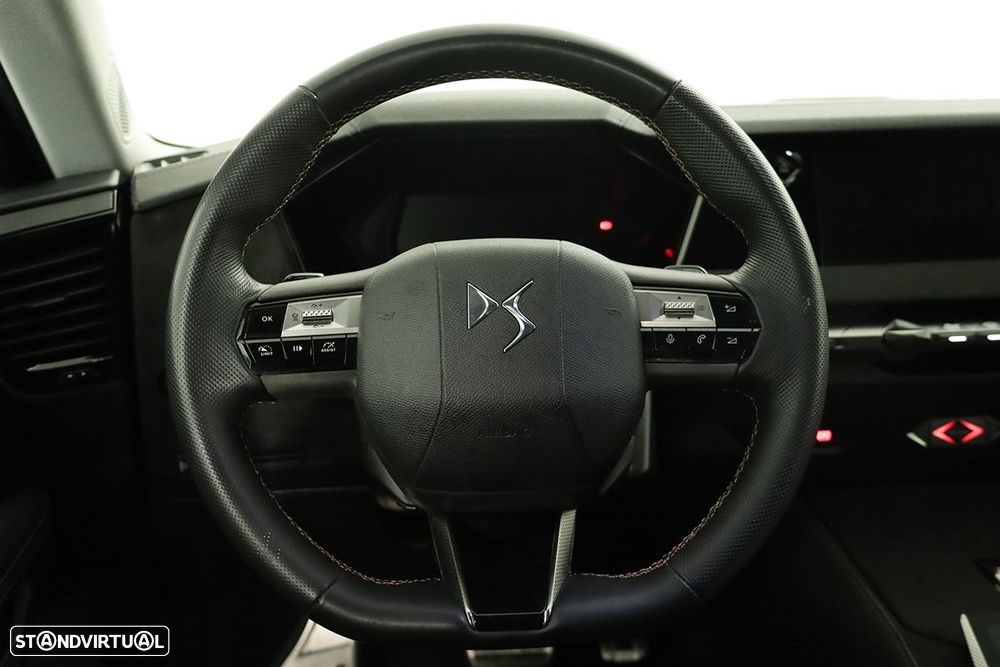 DS DS4 1.2 PureTech Performance Line EAT8 - 15