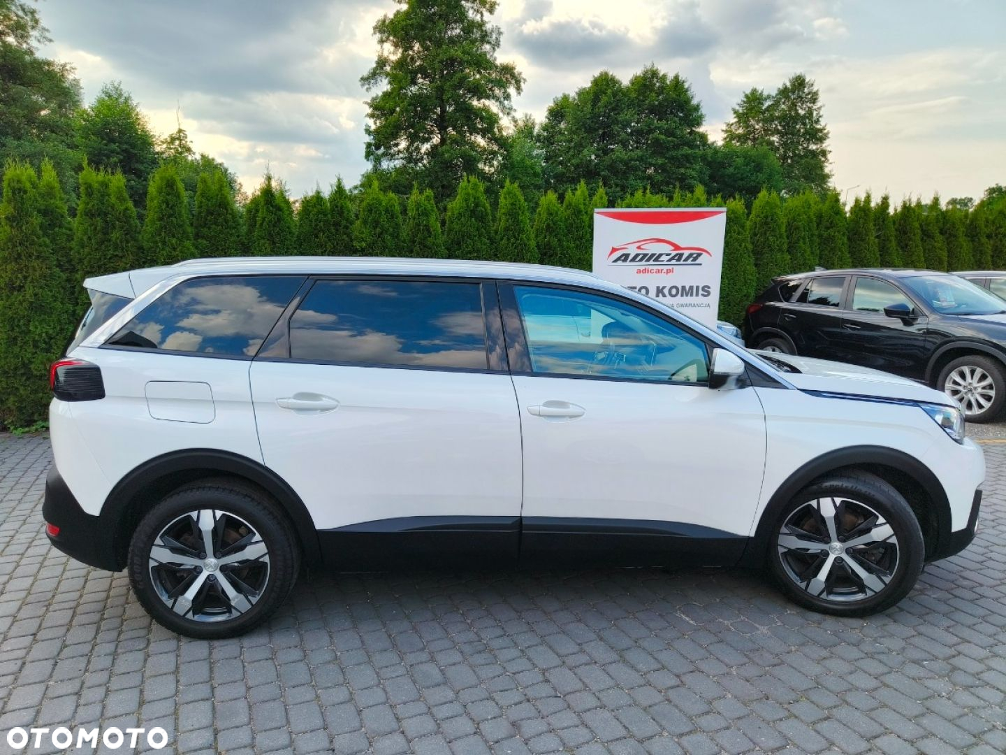 Peugeot 5008 - 5