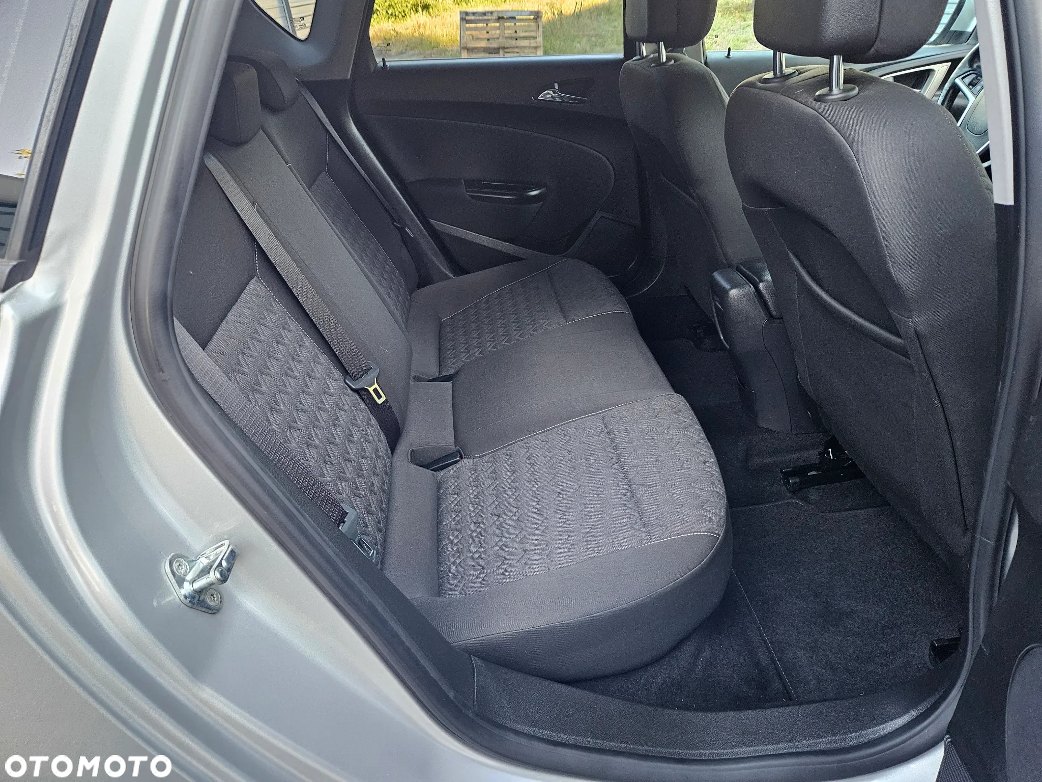 Opel Astra IV 1.4 T Active - 19