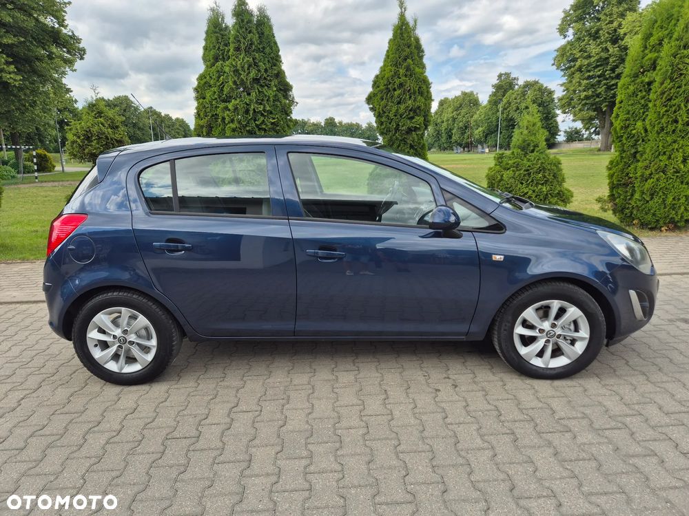 Opel Corsa 1.2 16V Color Edition - 9