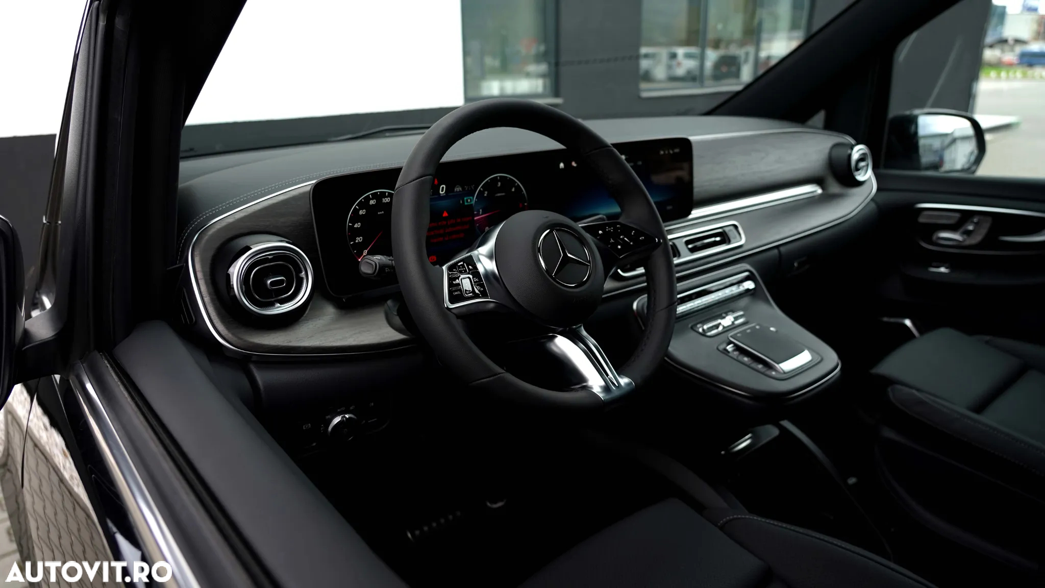Mercedes-Benz V 300 d Combi Lung 237 CP AWD 9AT AVANTGARDE EDITION - 13