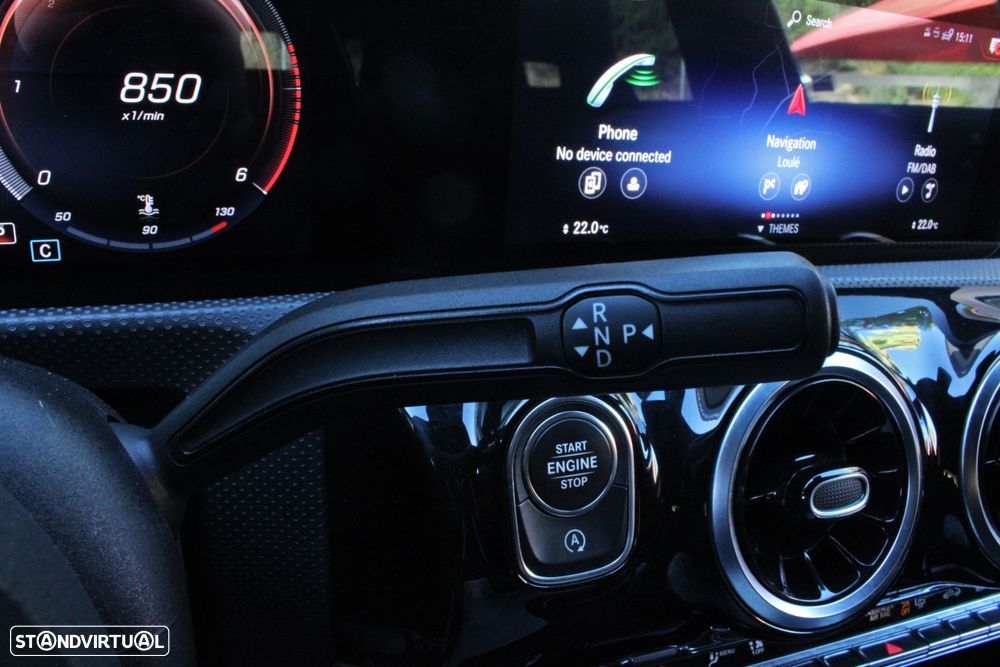 Mercedes-Benz CLA 180 - 11