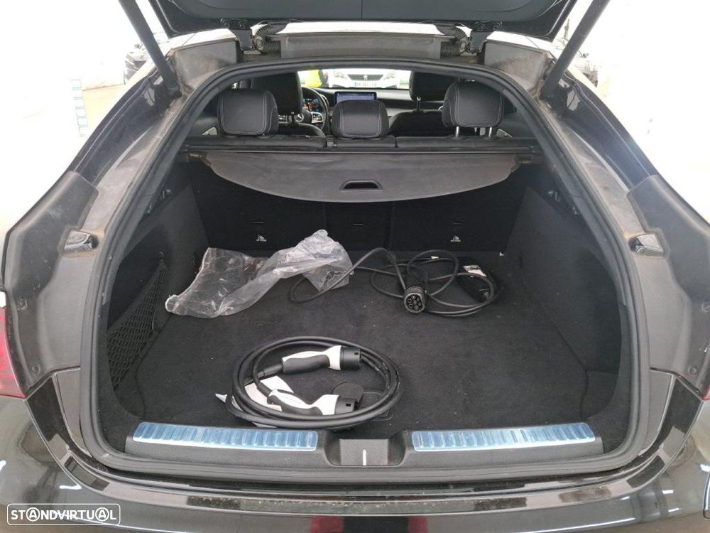 Mercedes-Benz GLC 300 e Coupe 4Matic 9G-TRONIC AMG Line - 6