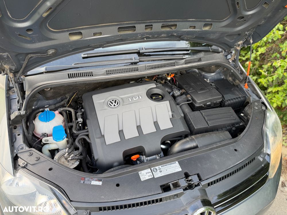 Volkswagen Golf Plus 1.6 TDI DPF Style - 13